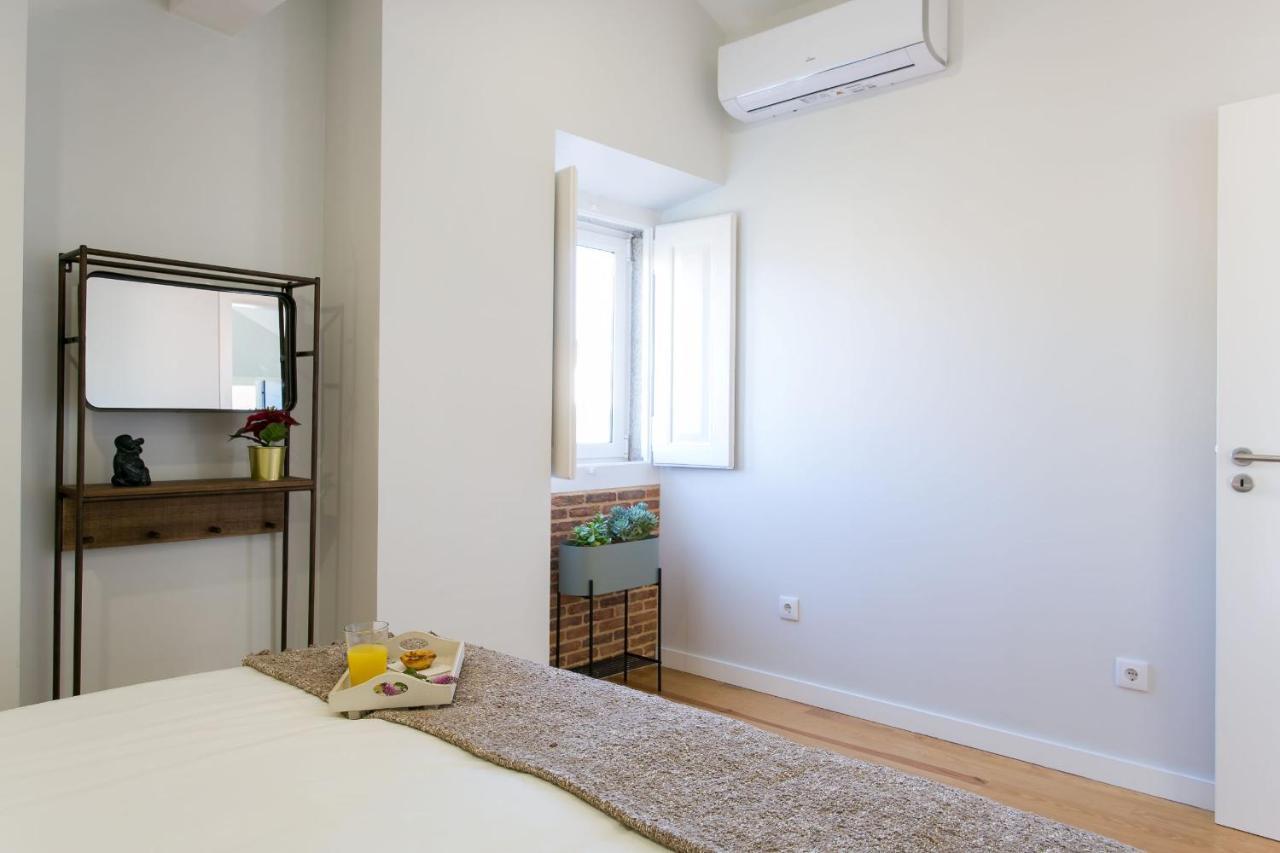 Pearl Of Belem Apartment Lisbon Bagian luar foto