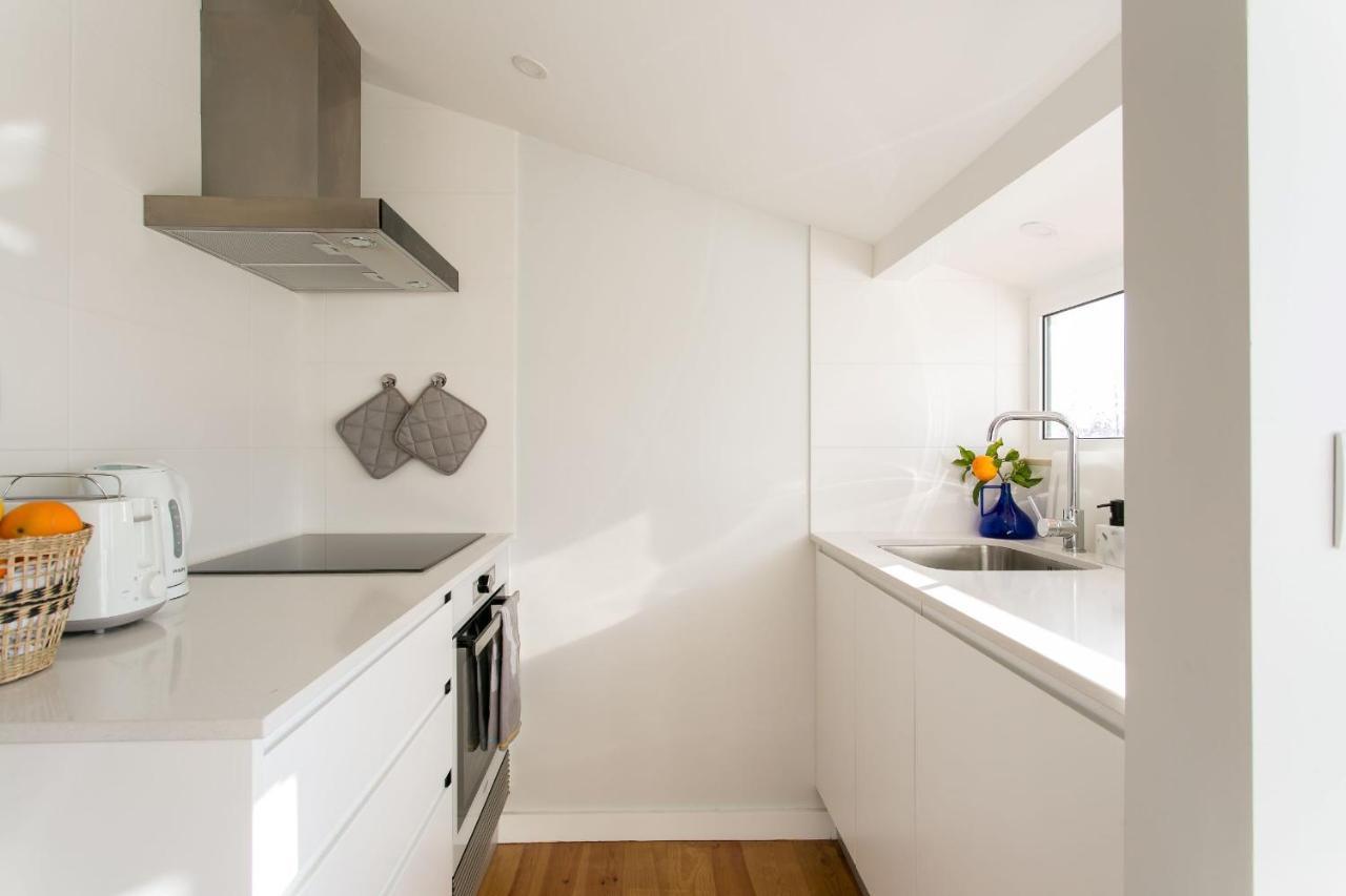 Pearl Of Belem Apartment Lisbon Bagian luar foto
